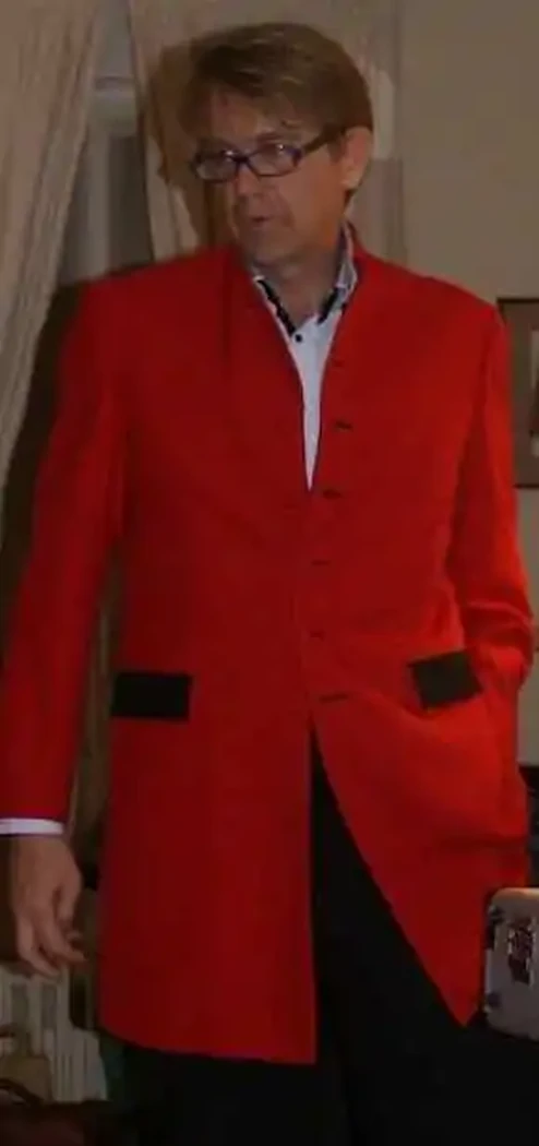 costume